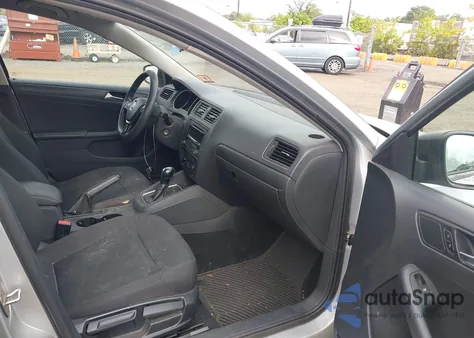 2015 Volkswagen Jetta 2.0L S из США, поврежденный, VIN 3VW2K7AJ2FM297990